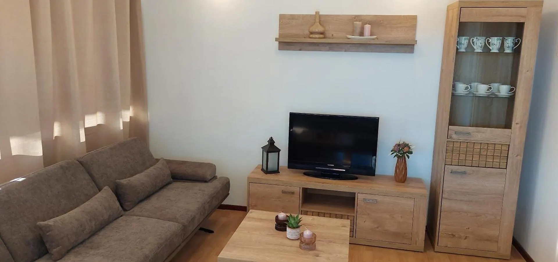 Apartmani Sladana Kampor 0*,