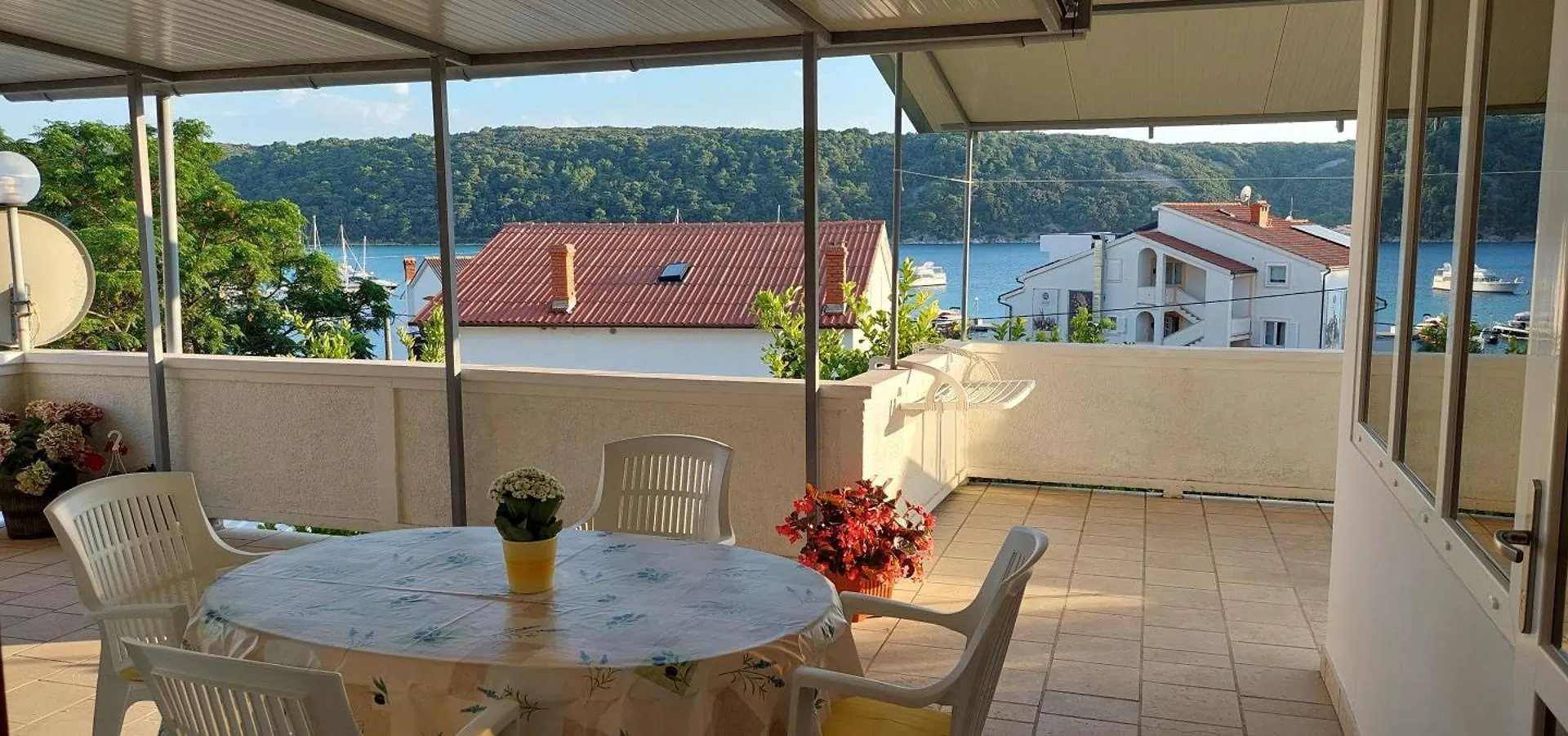 Apartmani Sladana Kampor